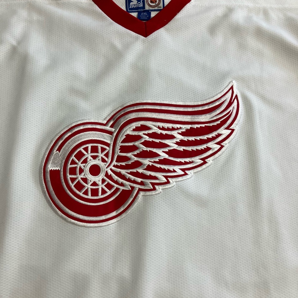 Vintage NHL Starter Detroit Red Wings V-Neck Jersey
